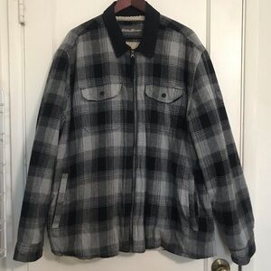 ✔️Eddie Bauer Men's Black and Gray Plaid Jacket 🧔🏻‍♂️